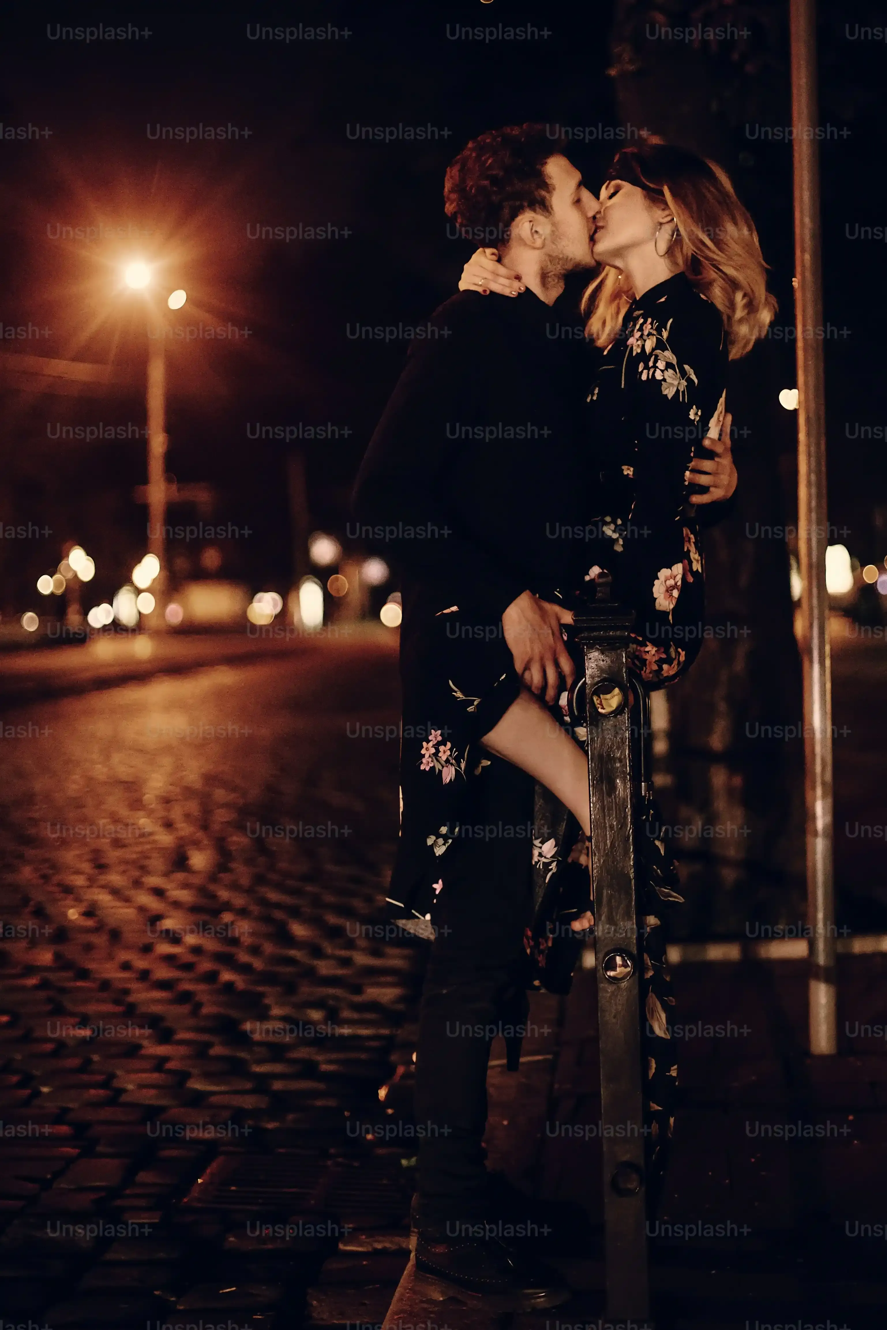 Beyond the Clothes: Confidence in Your Easy Date Night Outfits