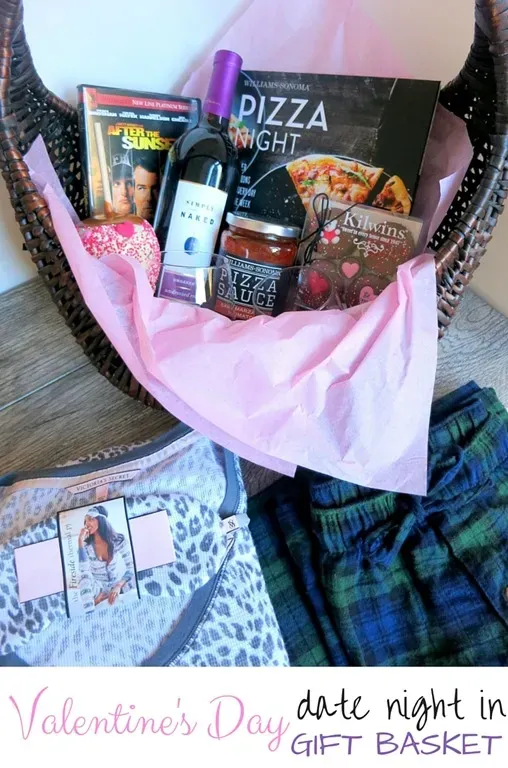 Delightful cute date night basket ideas couples crave