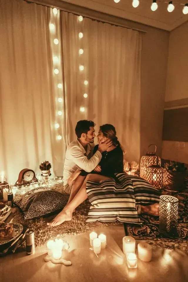 Amazing cute romantic date ideas at home Tonight: Simple Fun