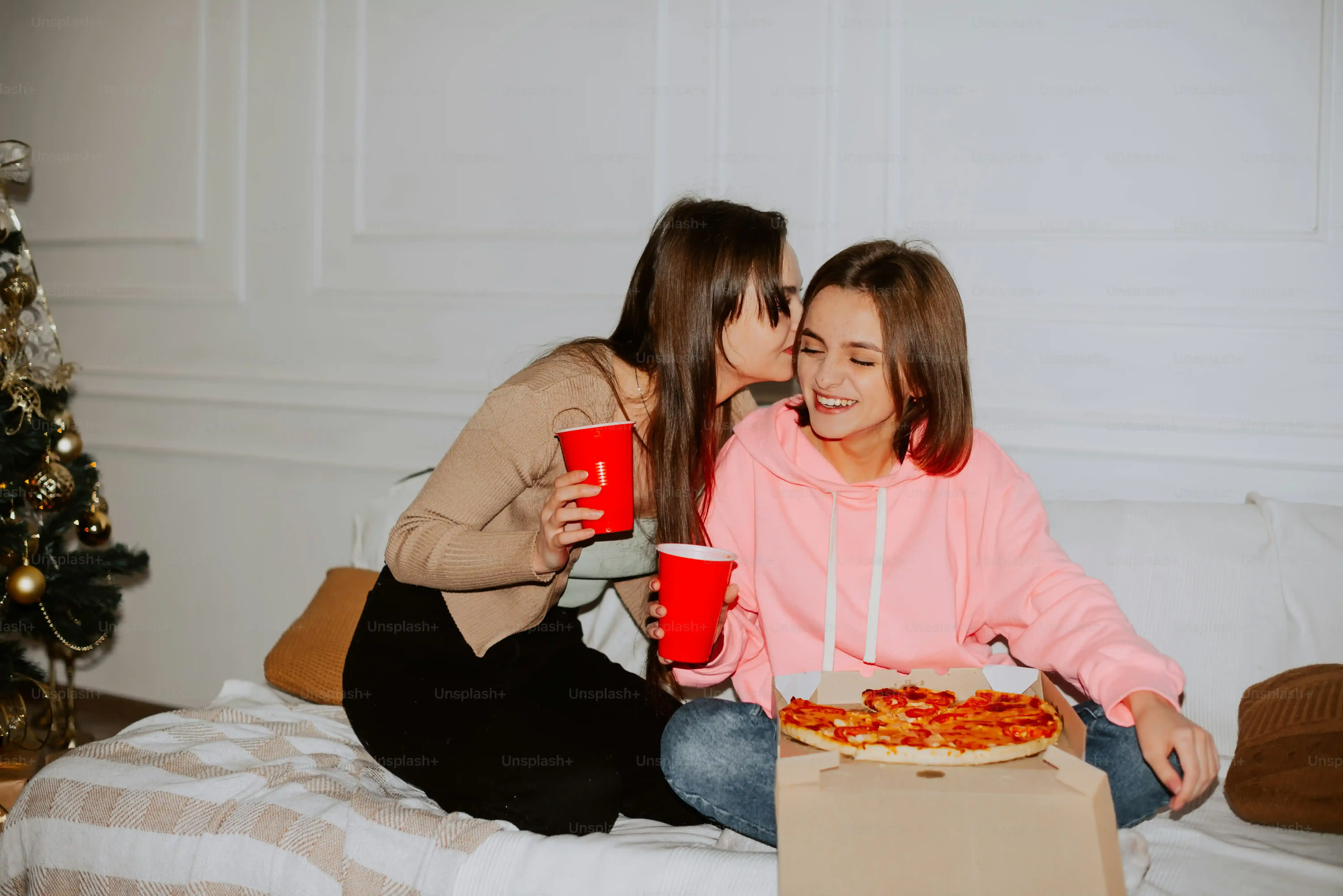 Exploring the City: Fun Friday Date Night Ideas Out