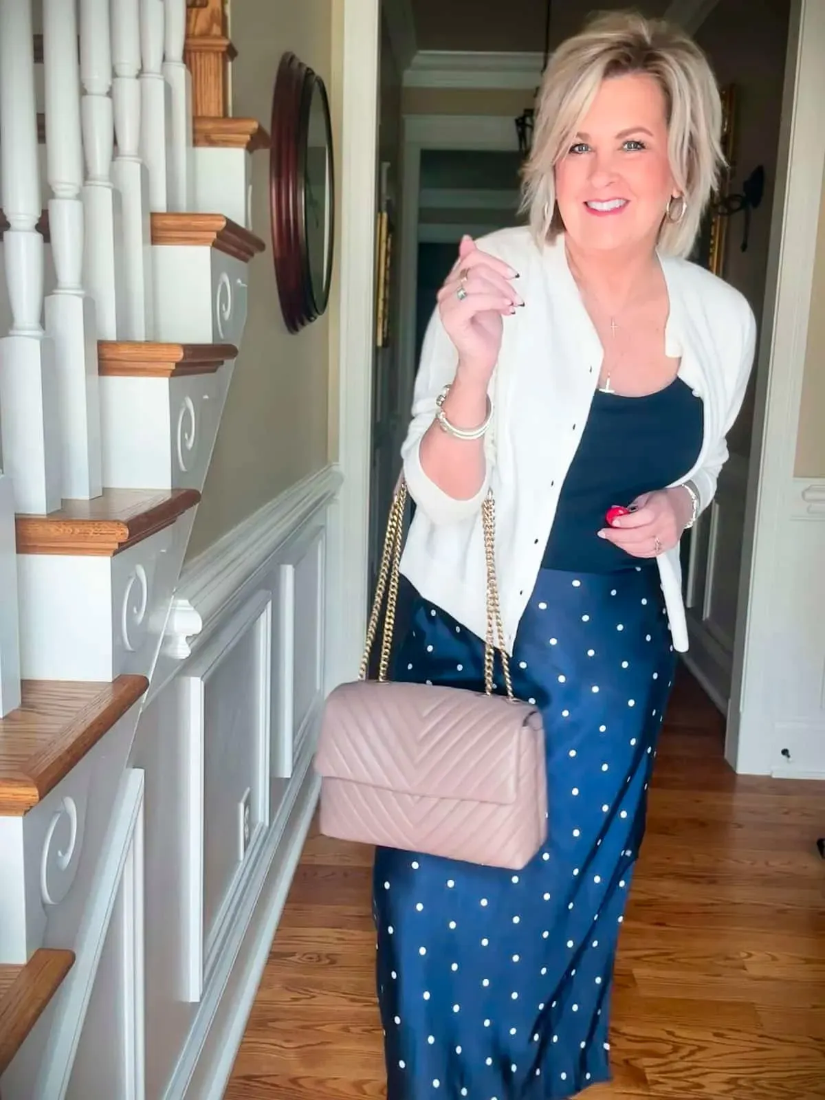 Feeling Fab: Wearing Your Date Night Outfits for 50 Year Old with Confidence