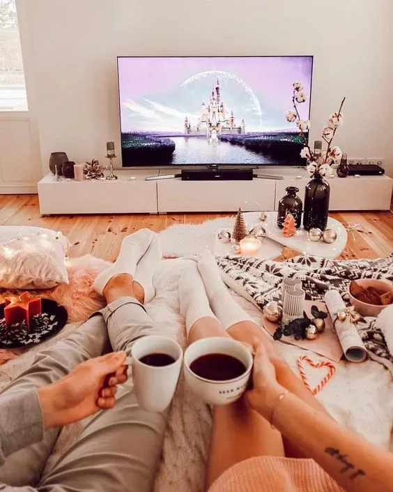 Creative romantic indoor dates: 30 ideas you'll love