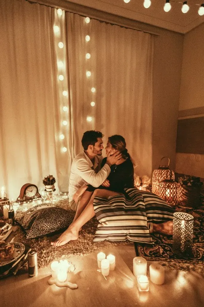 Simple & Sweet Indoor Date Ideas at Home