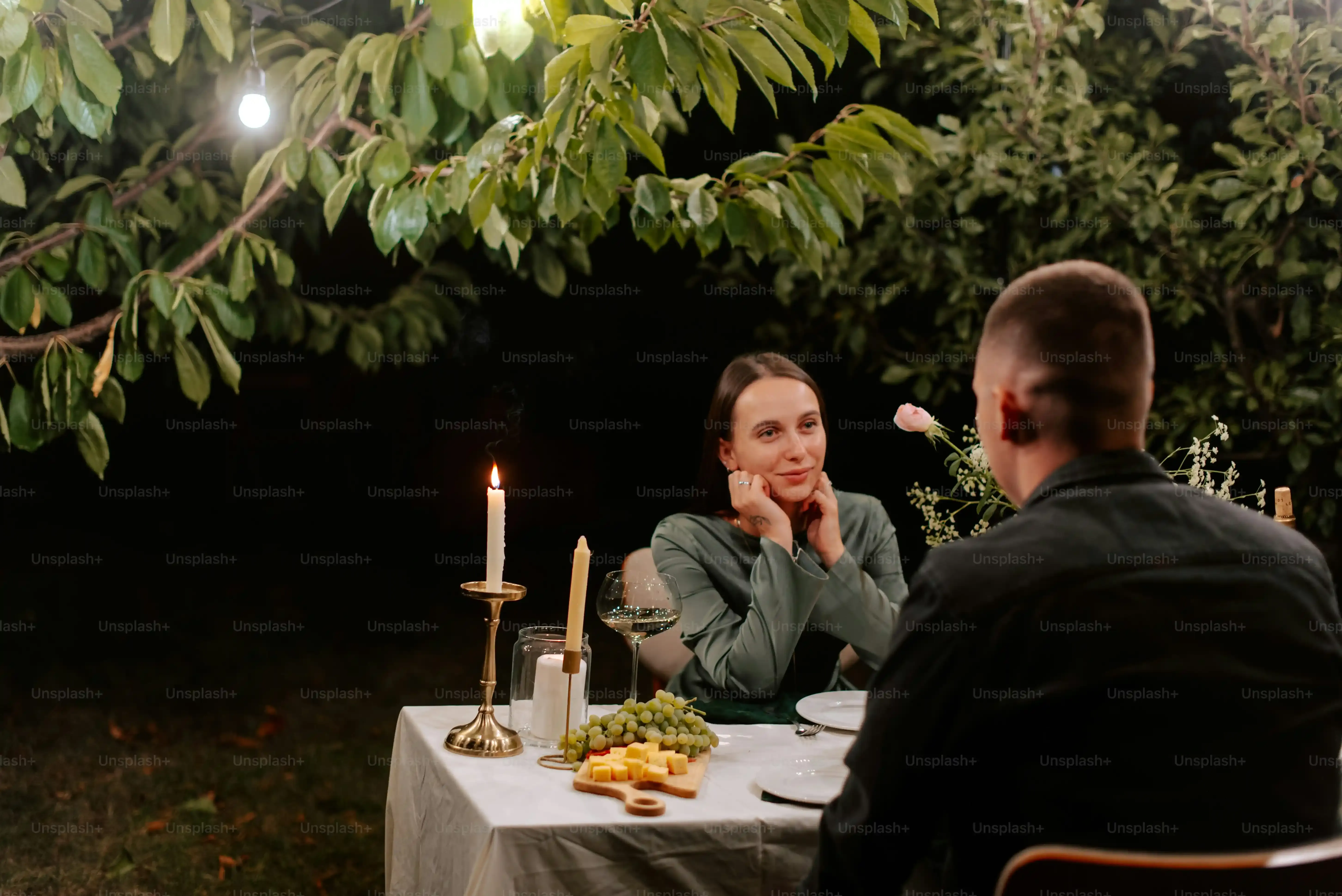 Unique and Unexpected First Date Ideas at Night